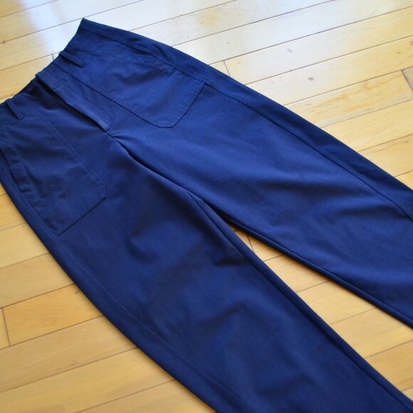 Athleta - Skyline High Rise Barrel Leg Pant Navy Blue Size 8 - Picture 6 of 14
